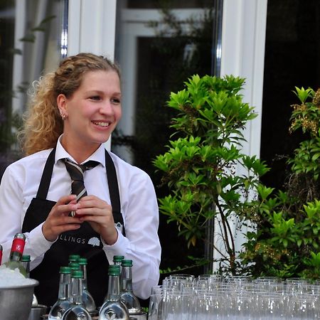 Wellings Parkhotel คัมพ์ลินท์ฟอร์ท ภายนอก รูปภาพ