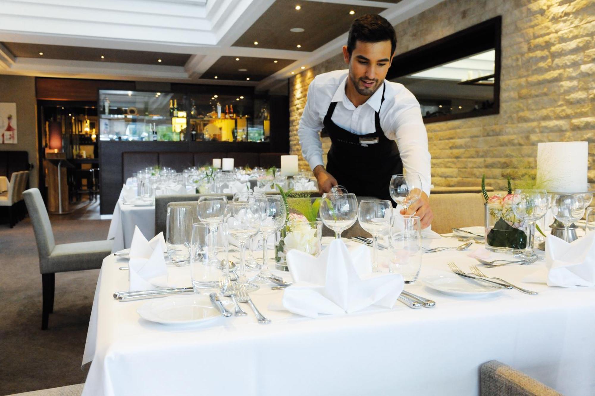 Wellings Parkhotel คัมพ์ลินท์ฟอร์ท ภายนอก รูปภาพ