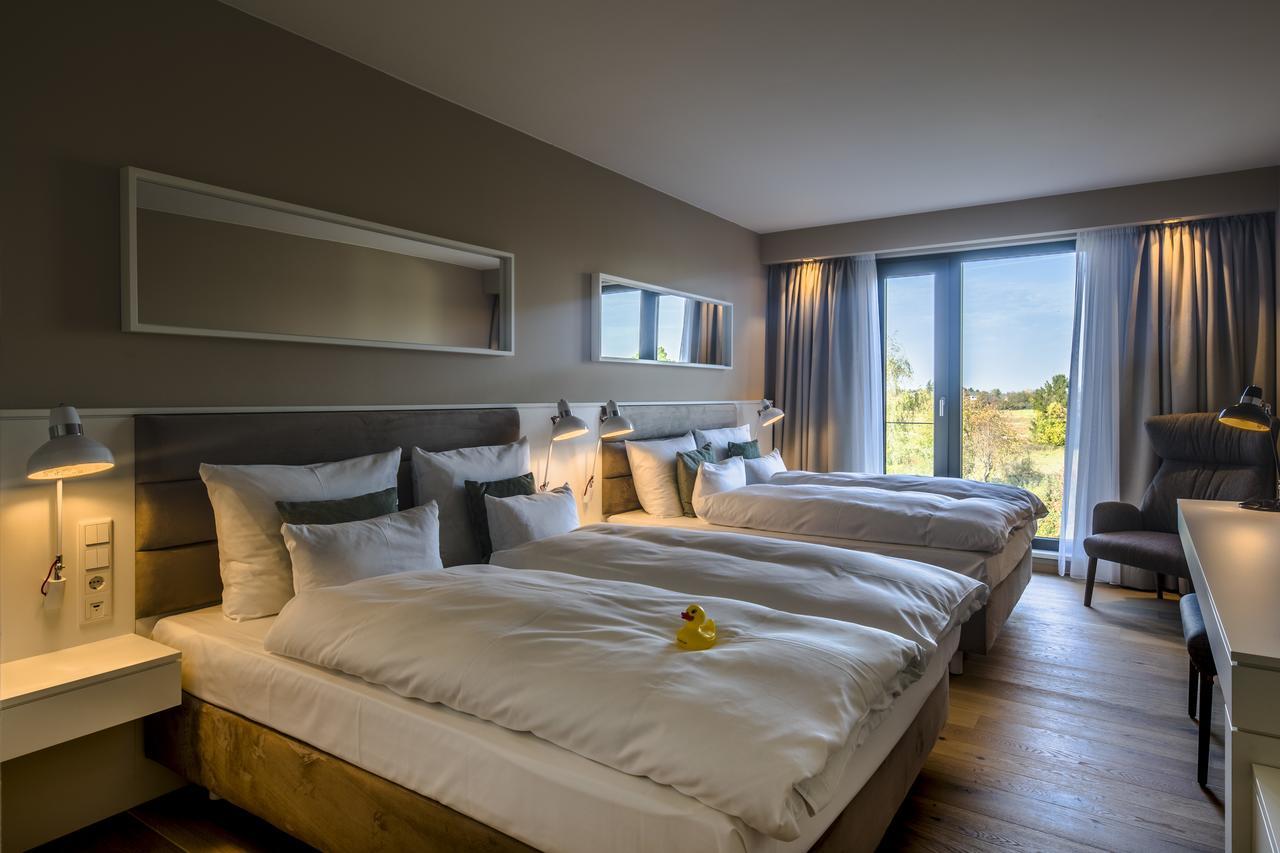 Wellings Parkhotel คัมพ์ลินท์ฟอร์ท ภายนอก รูปภาพ